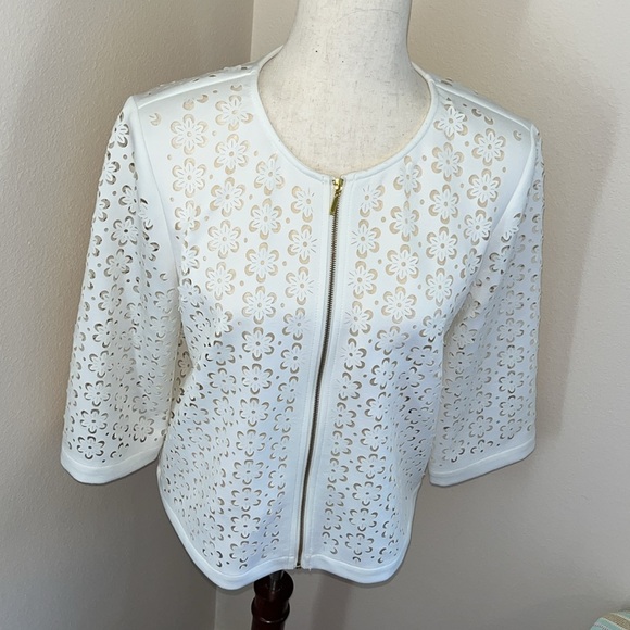 Ruby Rd. Floral Cut Out Short Cardigan/Jacket - Picture 4 of 9